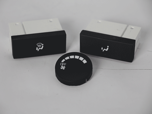 汽車配件黑色按鍵激光打標(biāo)