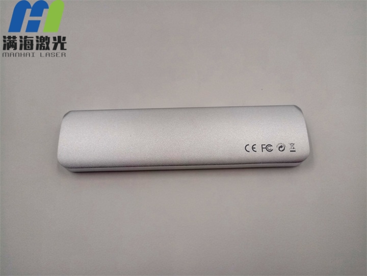 電子產(chǎn)品鋁合金外殼激光打標(biāo)加工黑色效果