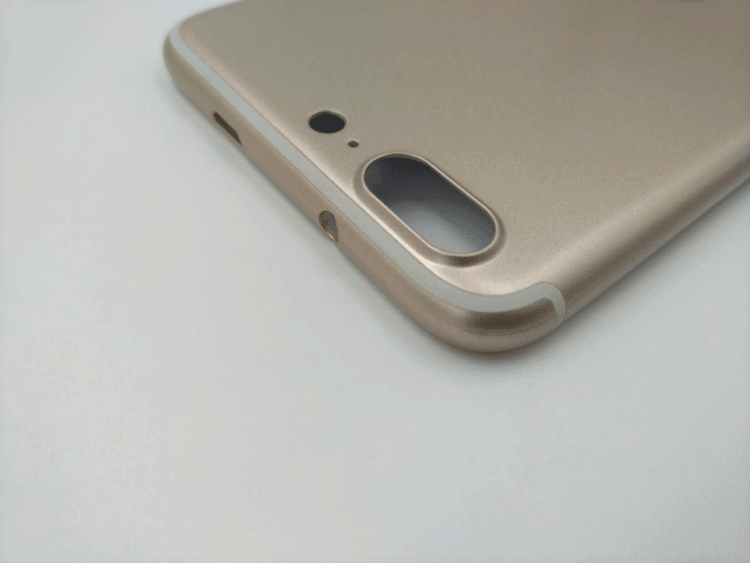 塑膠手機(jī)電池蓋激光打標(biāo)