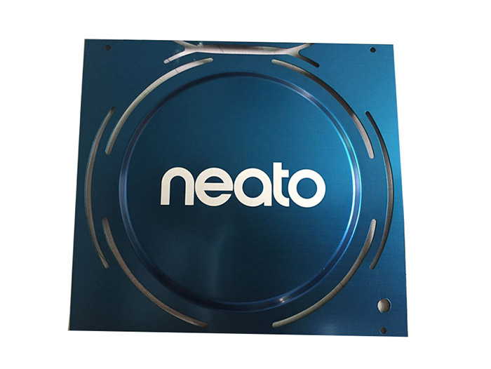 掃地機(jī)器人鋁合金銘牌激光打標(biāo)